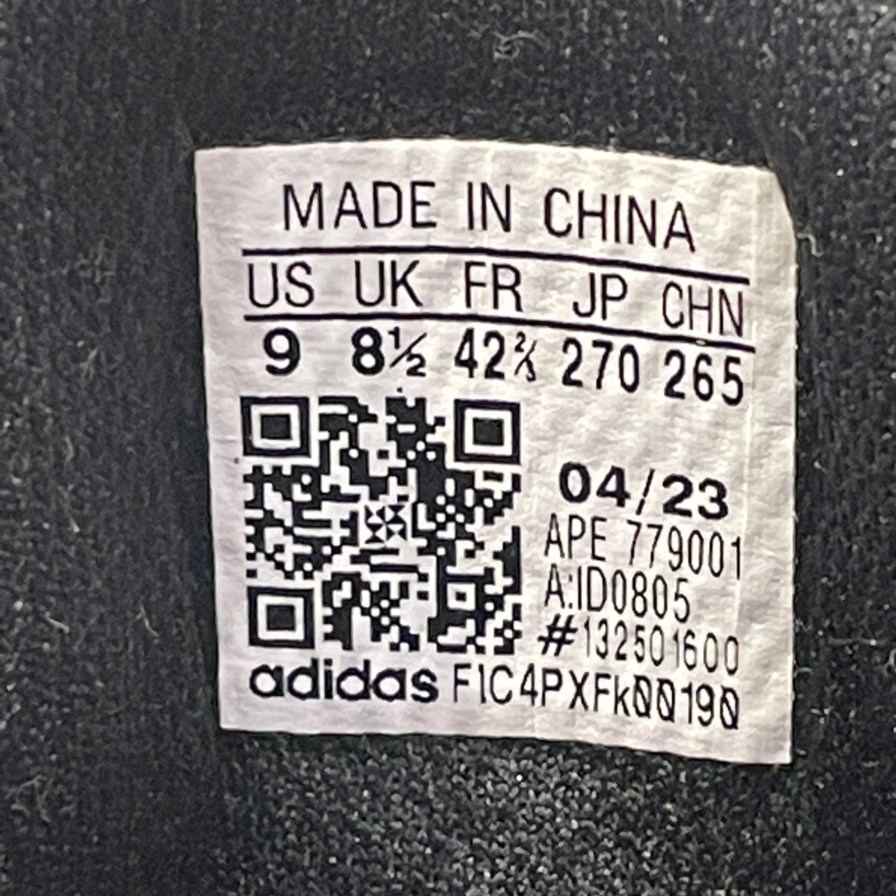 adidas/Low-Sneakers/US 9/BLK/RESPONSE CL