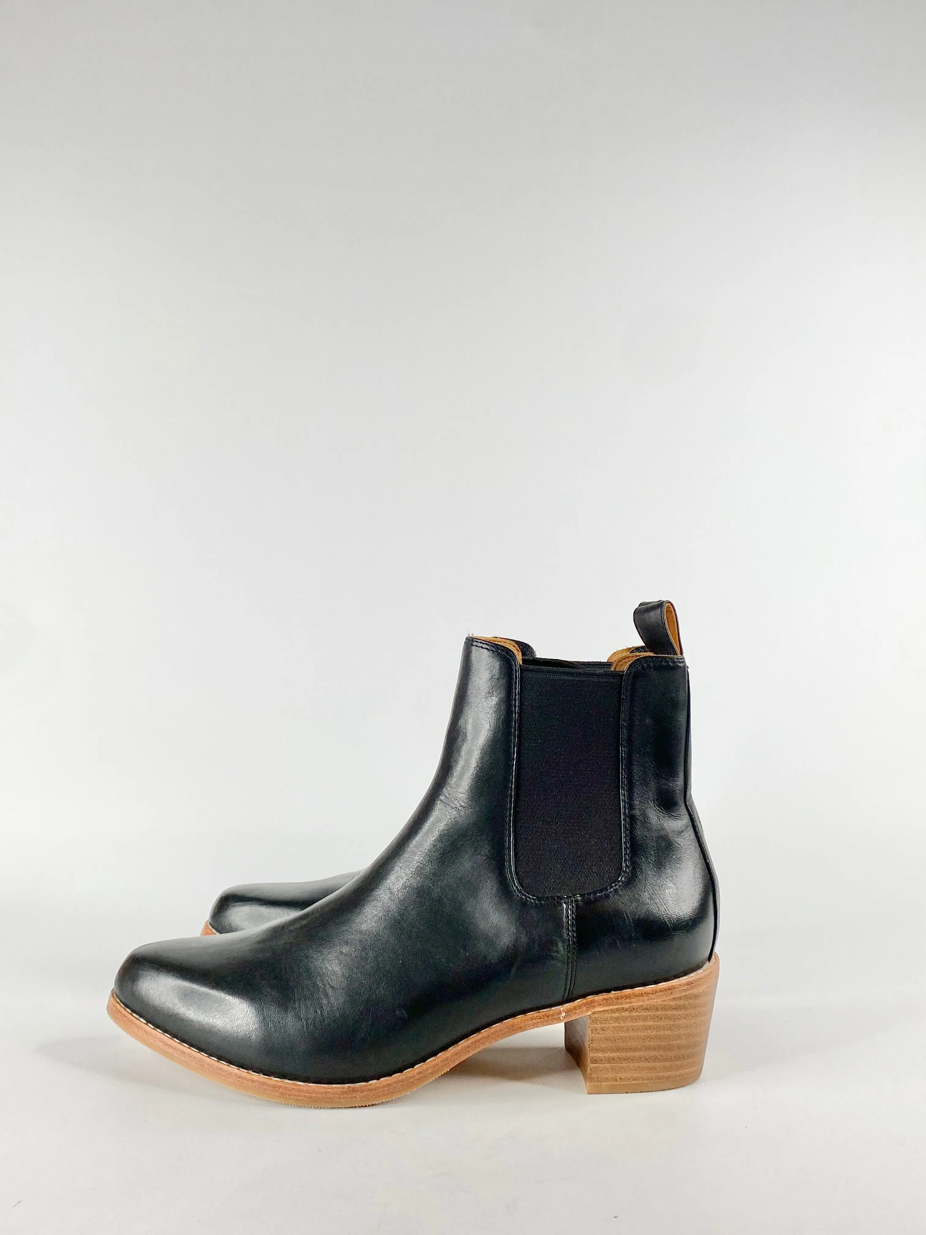 Bared Black Block Heel Leather Boots - EU41