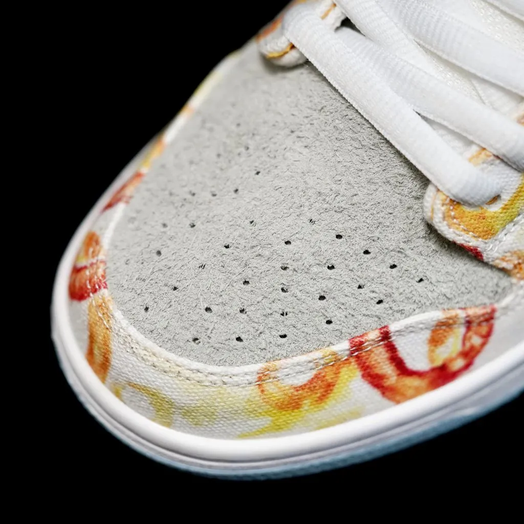 CE - DUNK "Street Hawker"