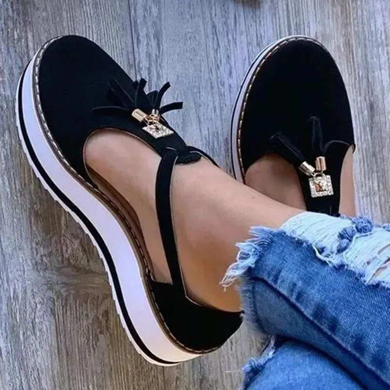 Chicvane Round Toe Platform Sandals with Tassel