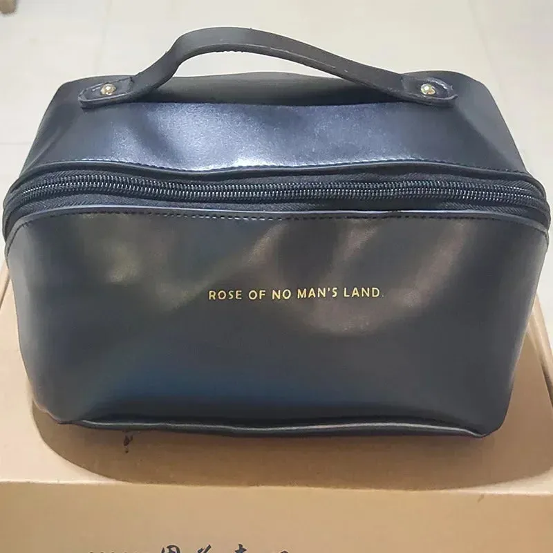 Cosmetics Storage Kit Large Capacity Travel Toiletry Bag