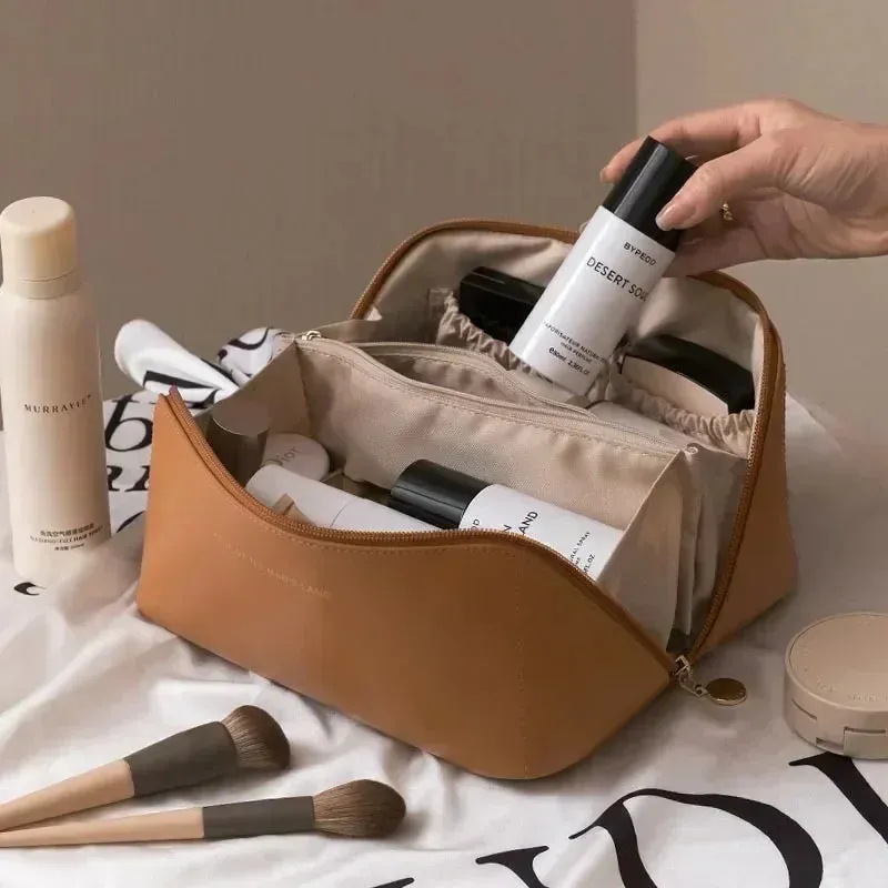 Cosmetics Storage Kit Large Capacity Travel Toiletry Bag