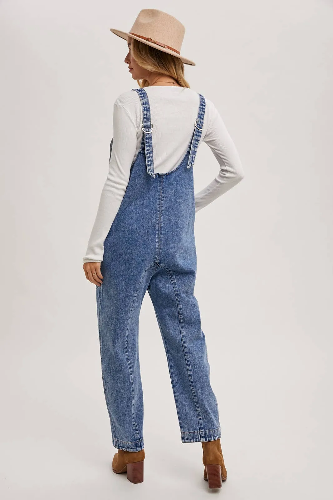 DENIM JUMPSUIT OVERALL IN A RELAXED FIT WITH HAREM LEGS