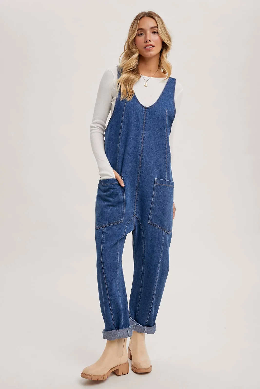 DENIM JUMPSUIT OVERALL IN A RELAXED FIT WITH HAREM LEGS