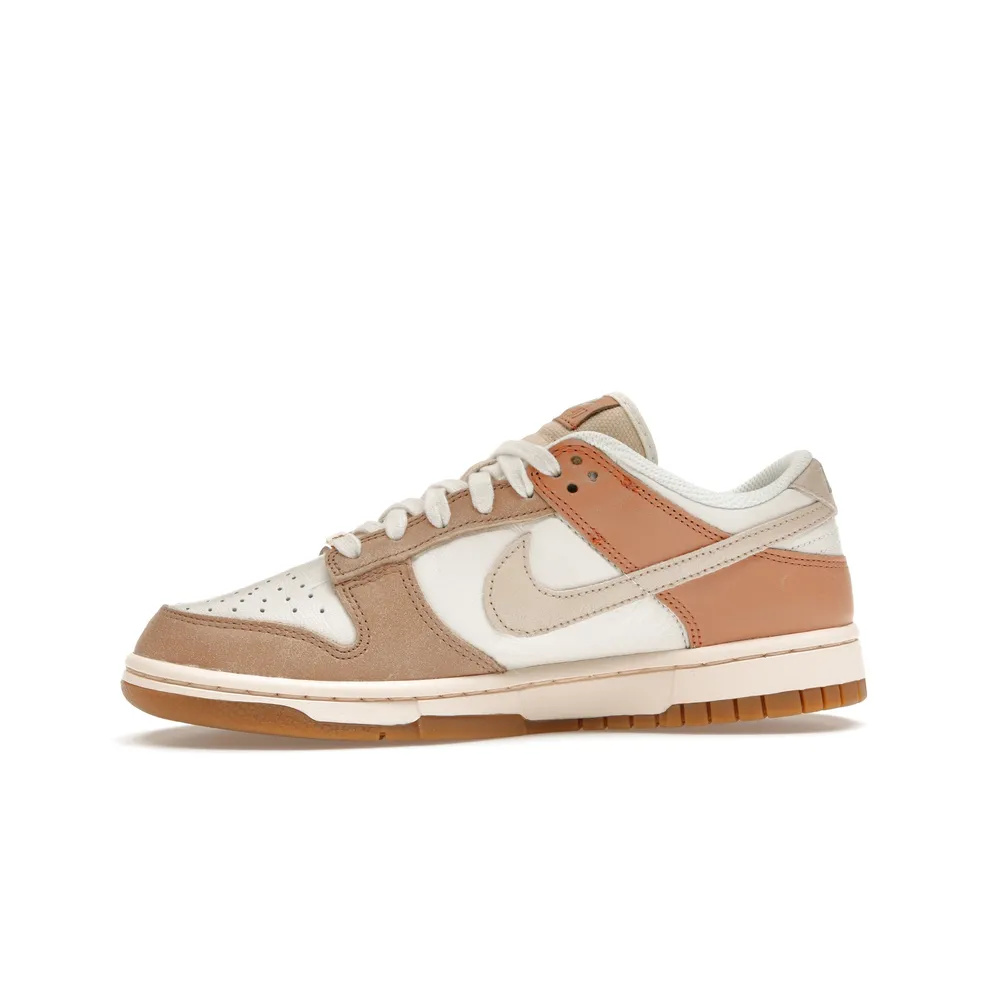 Dunk Low SE Australia (W)