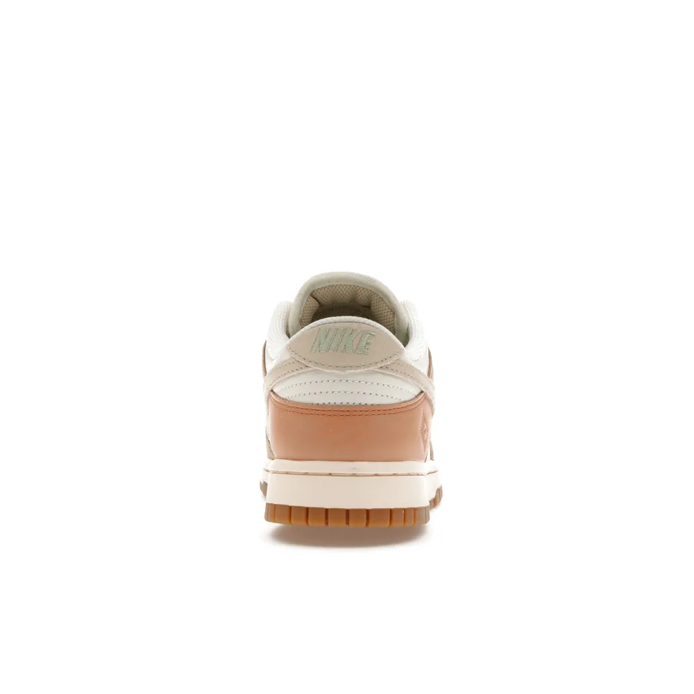 Dunk Low SE Australia (W)