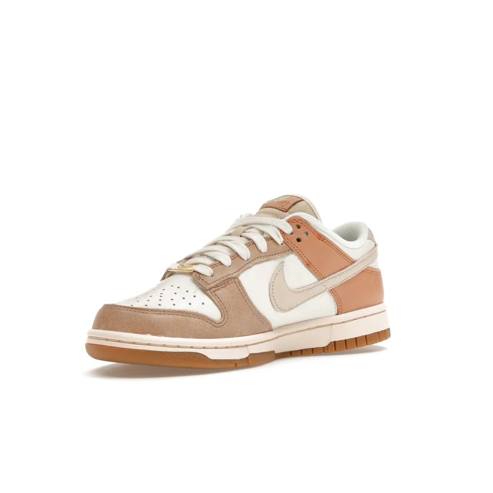 Dunk Low SE Australia (W)