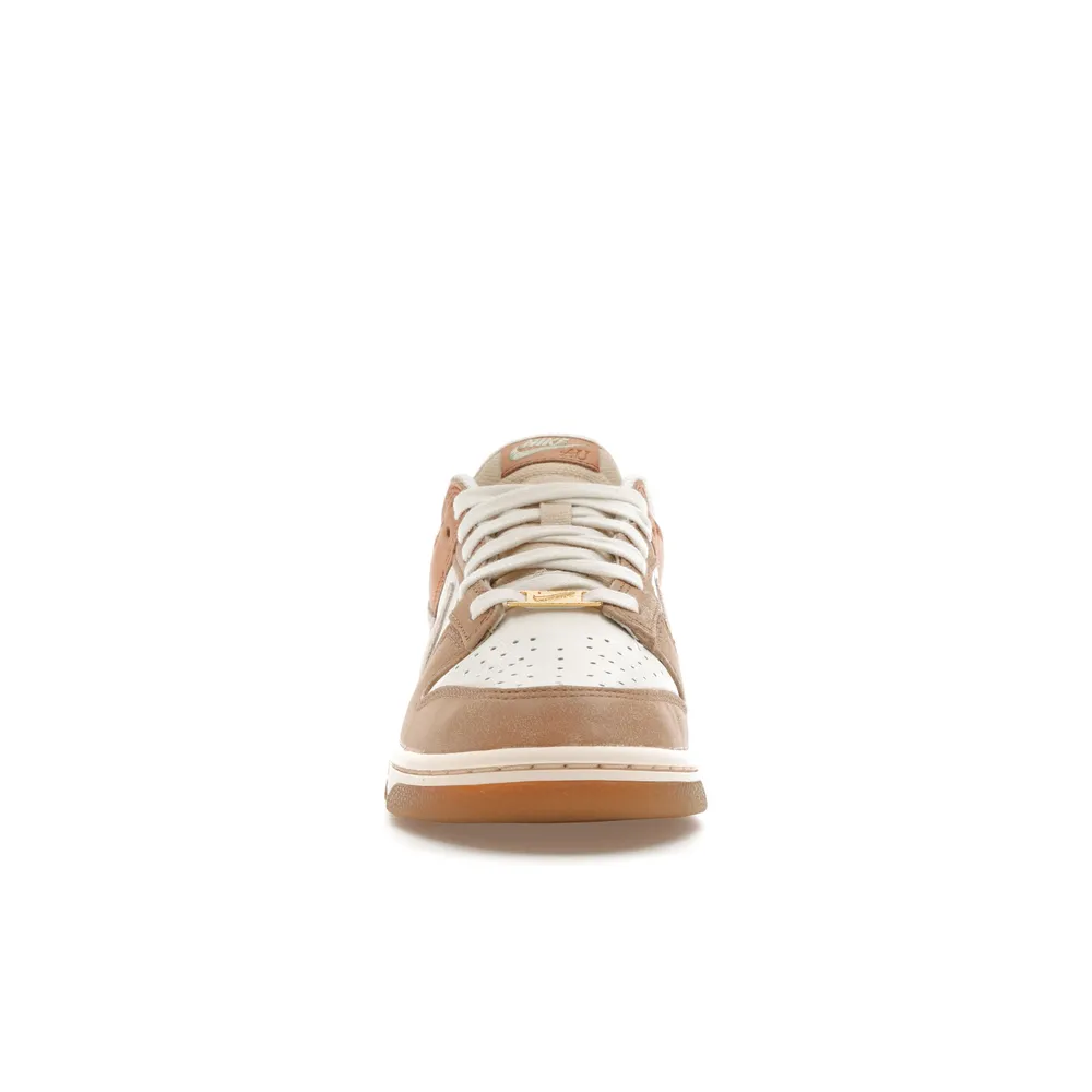 Dunk Low SE Australia (W)