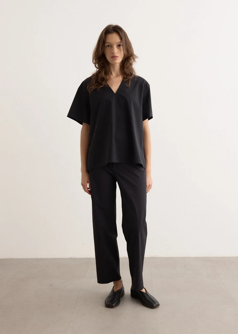 Eave V-Neck Shirt