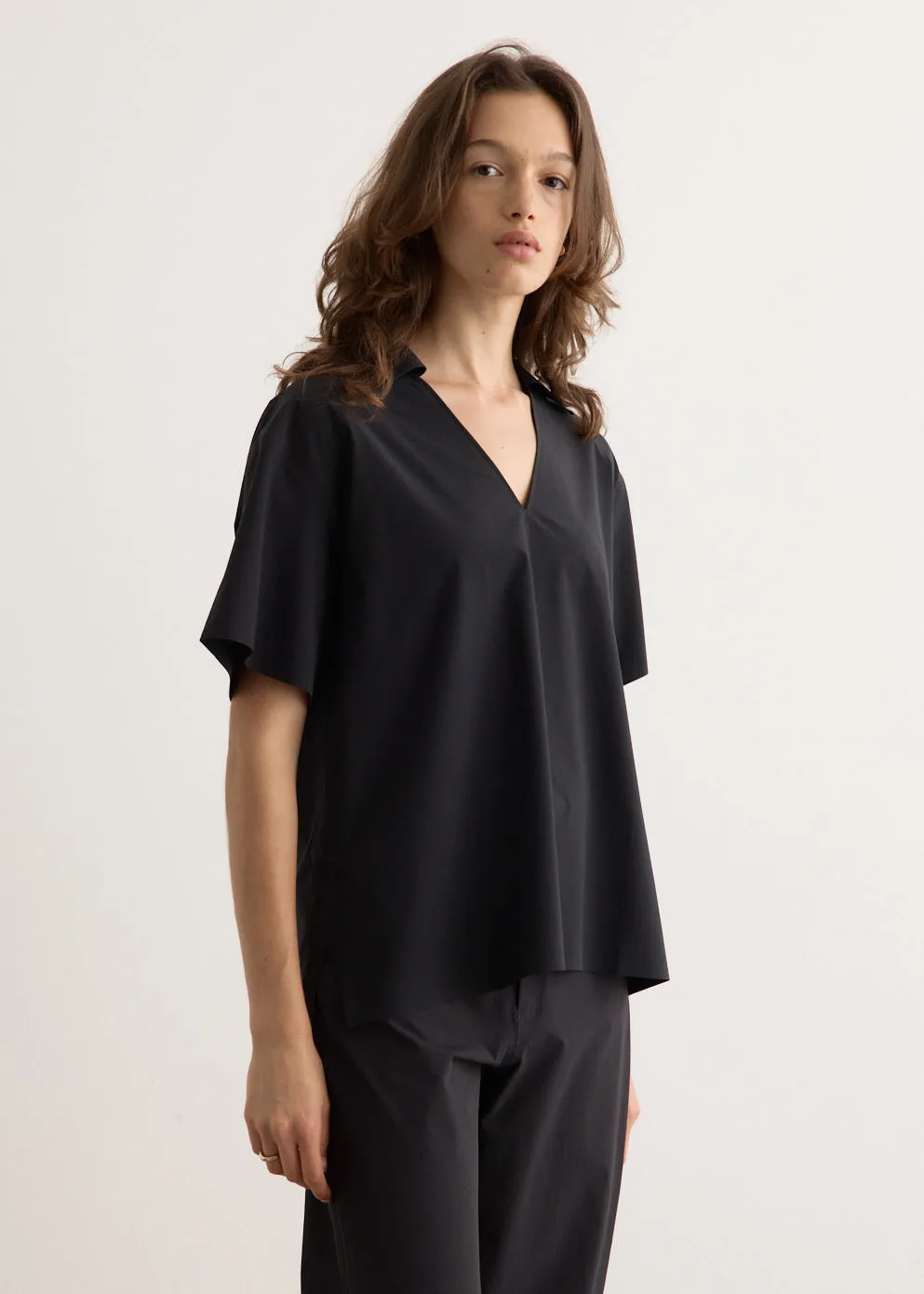 Eave V-Neck Shirt