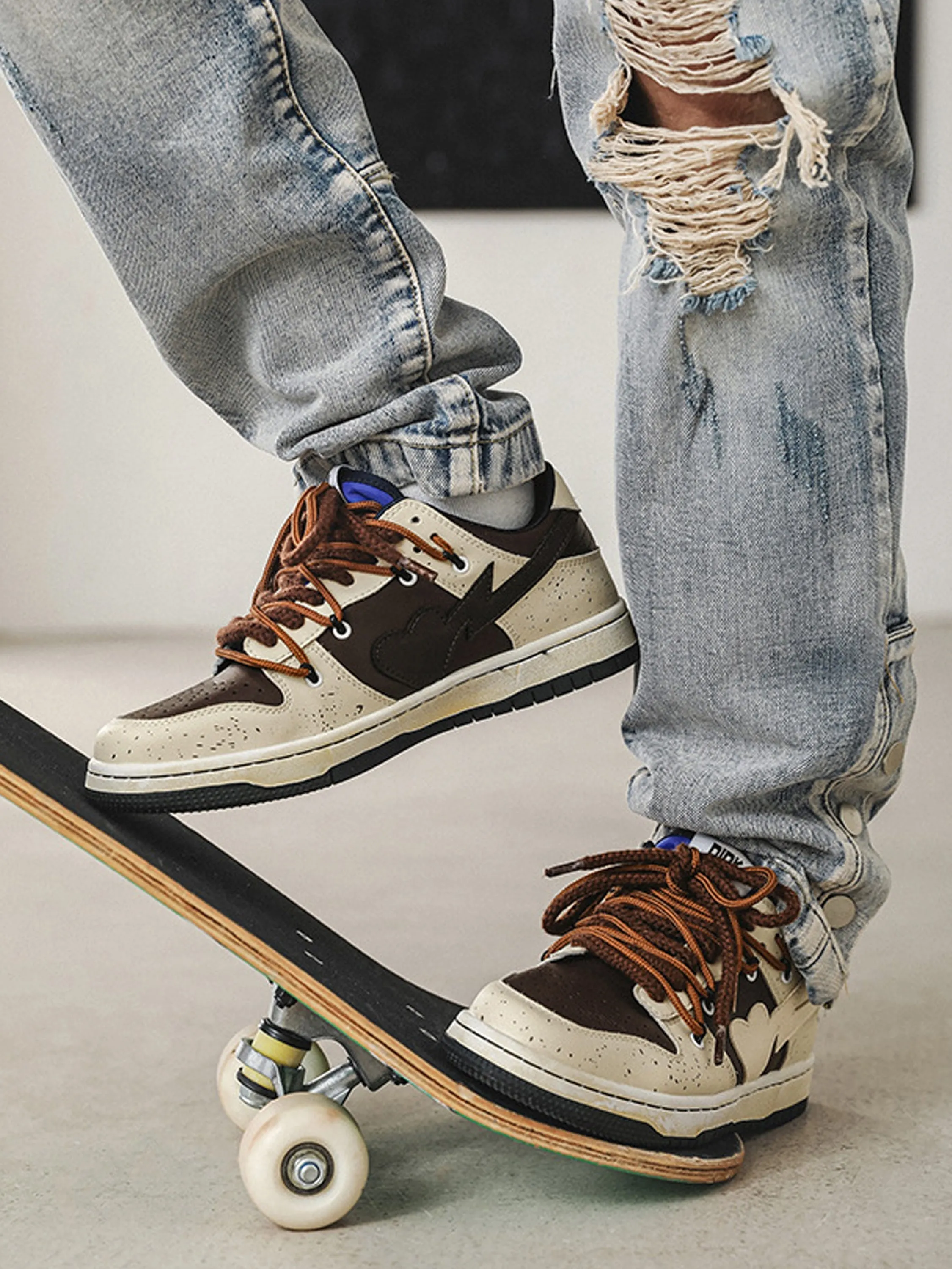 High Street Love Sneakers -