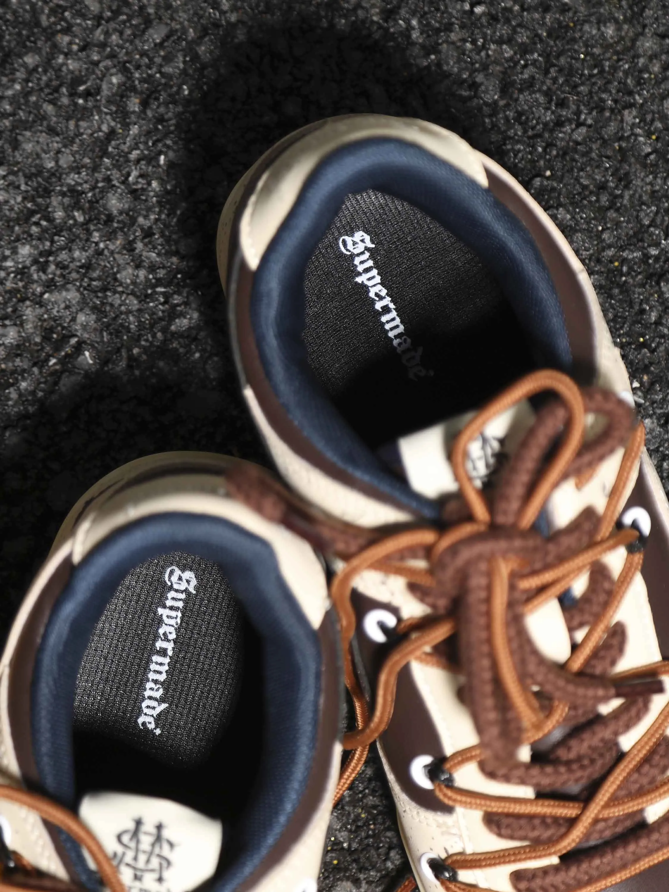 High Street Love Sneakers -