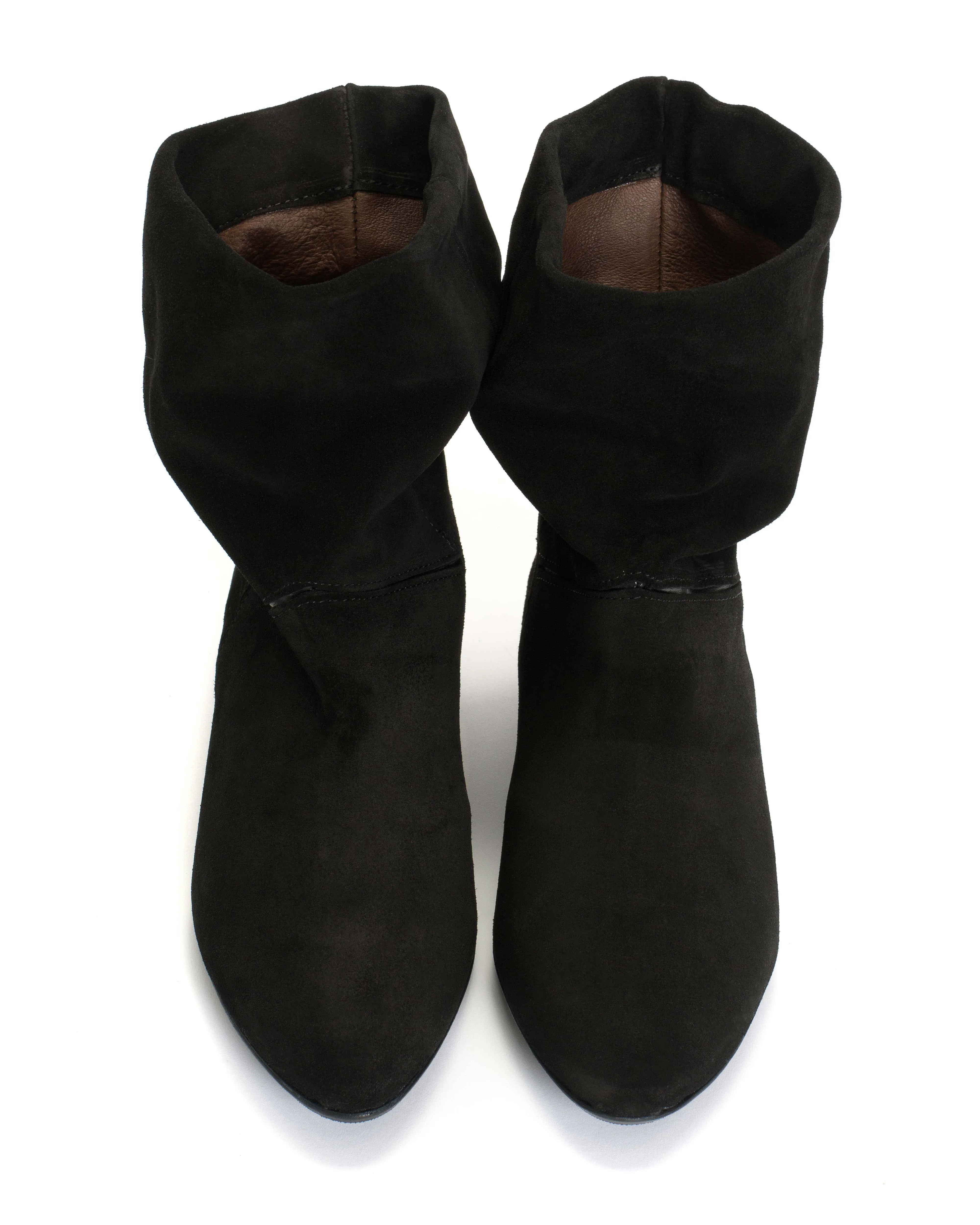 Jassi 20 Calf suede & sleek leather Black