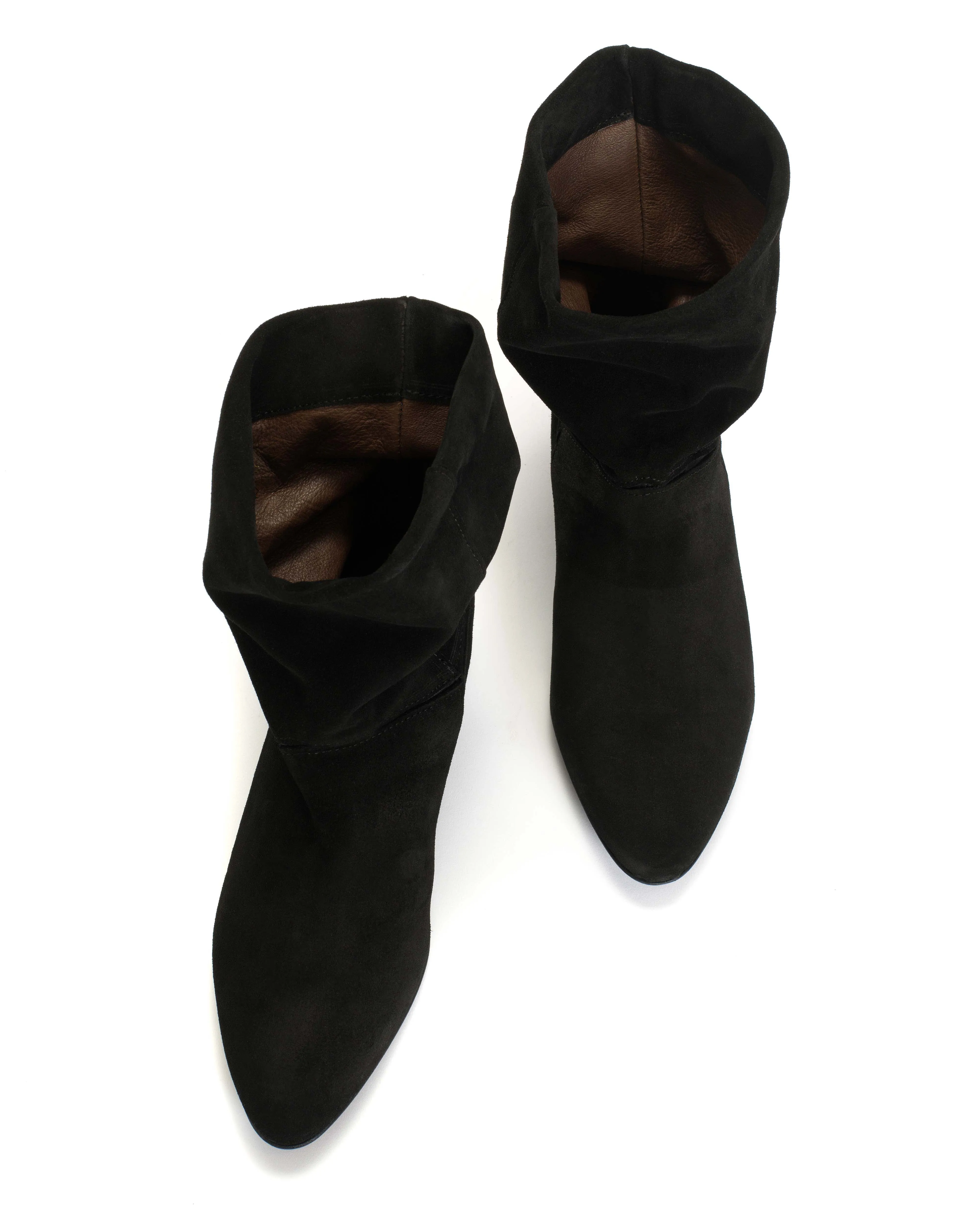 Jassi 20 Calf suede & sleek leather Black