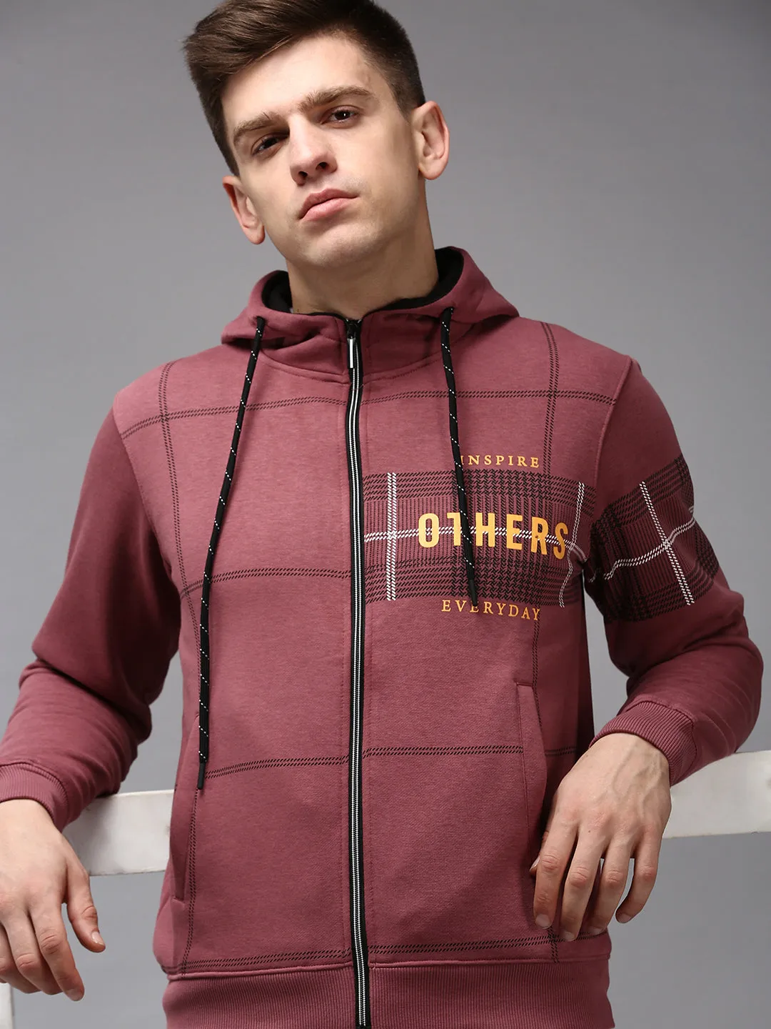 Men Purple Checked Sweatshirt