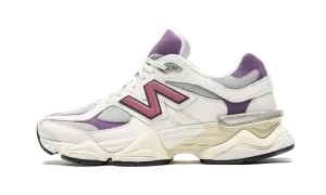 New Balance 9060 Magenta