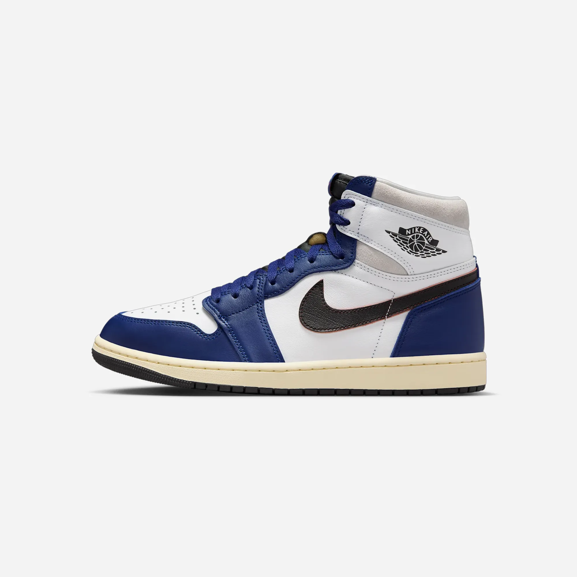 NIKE JORDAN 1 RETRO HIGH OG RARE AIR