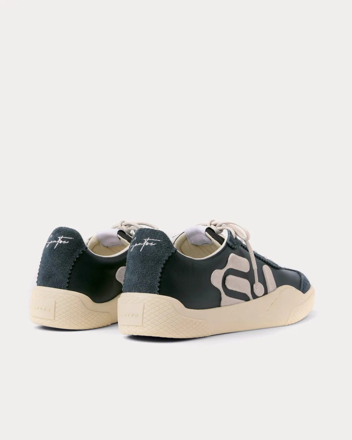 Santos Orca Low Top Sneakers