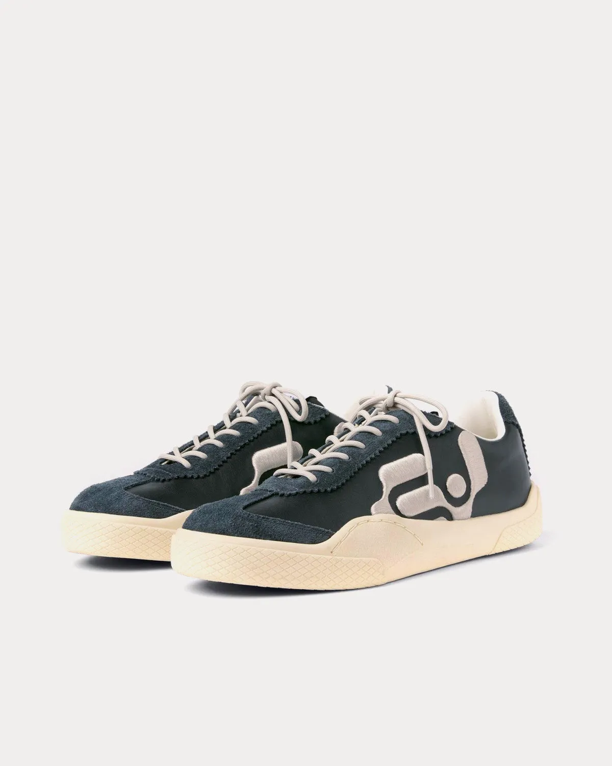 Santos Orca Low Top Sneakers