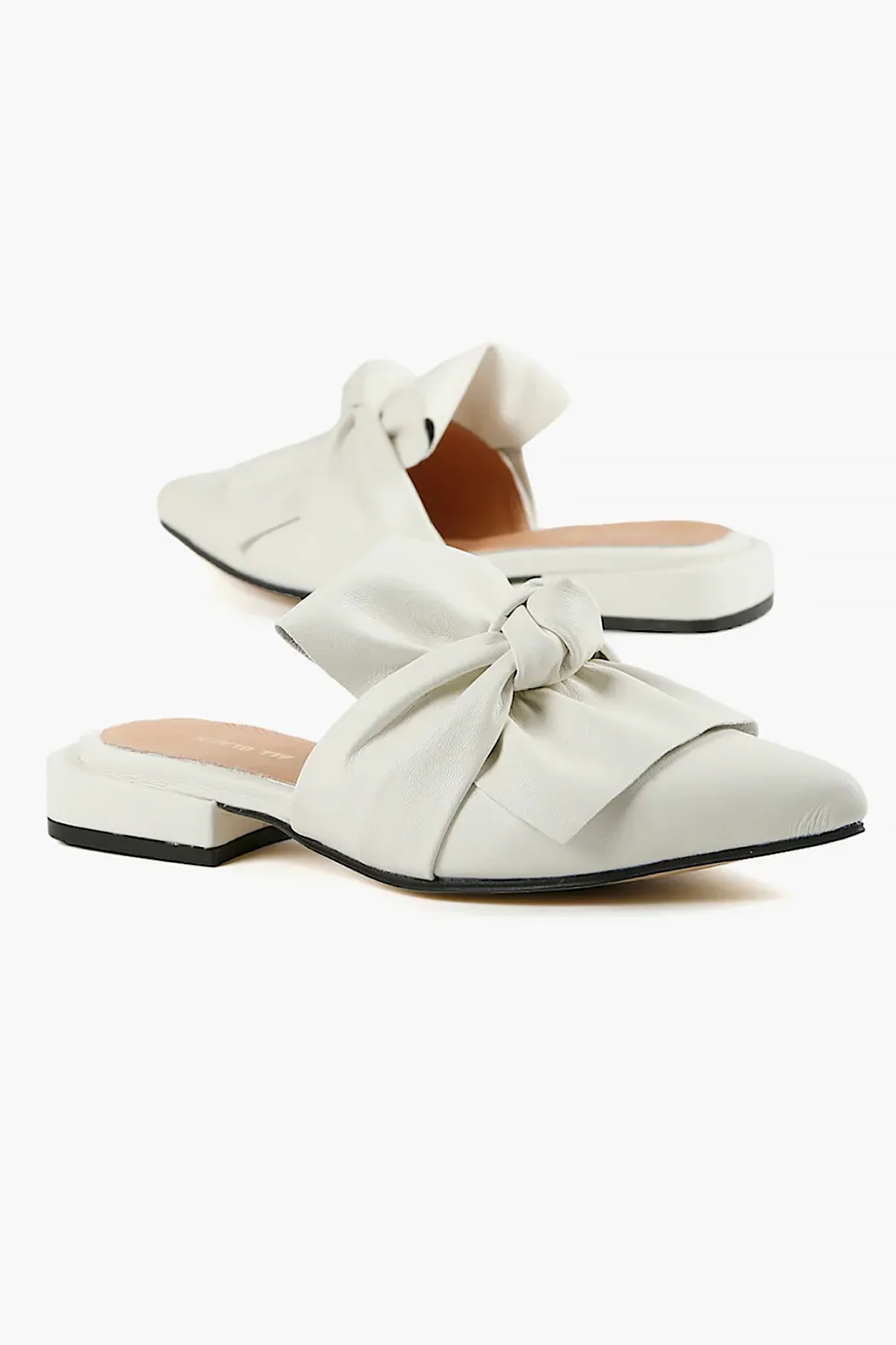 Slip Knot Leather Flats