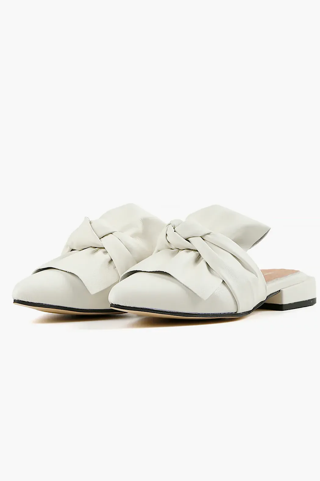 Slip Knot Leather Flats