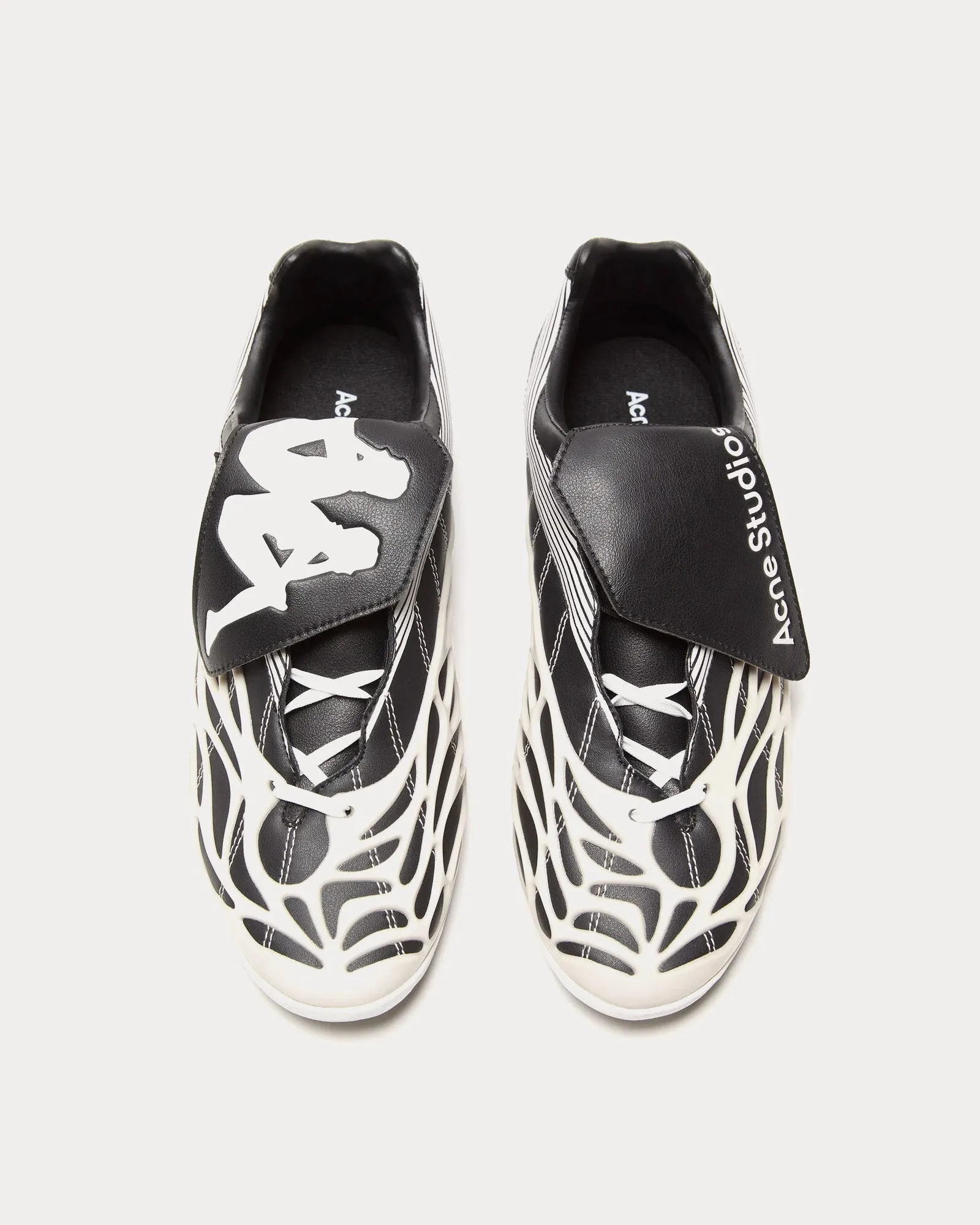 SP-UX Lace-Up Black / White Low Top Sneakers