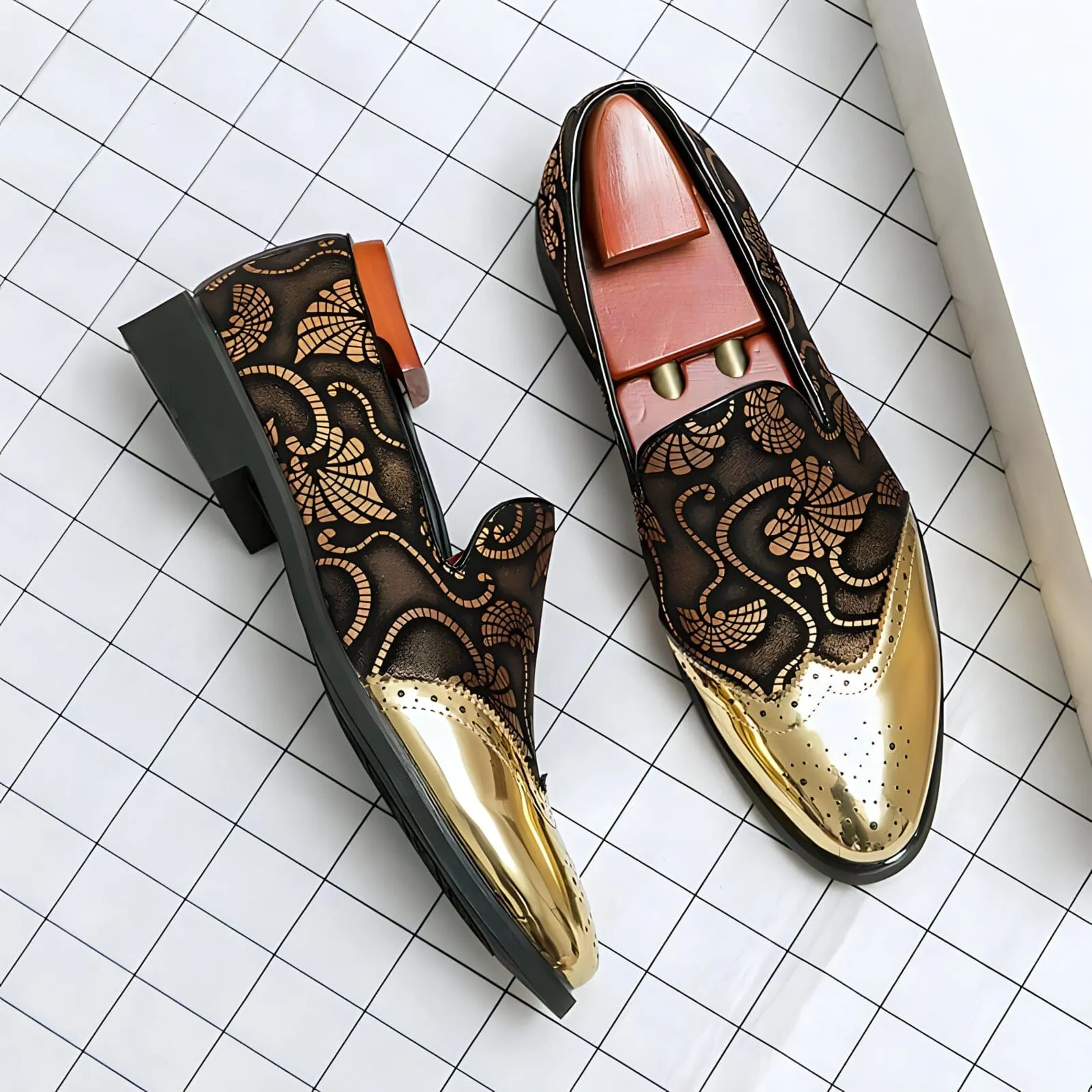 The Jessen Gold Toe Loafers - Multiple Colors