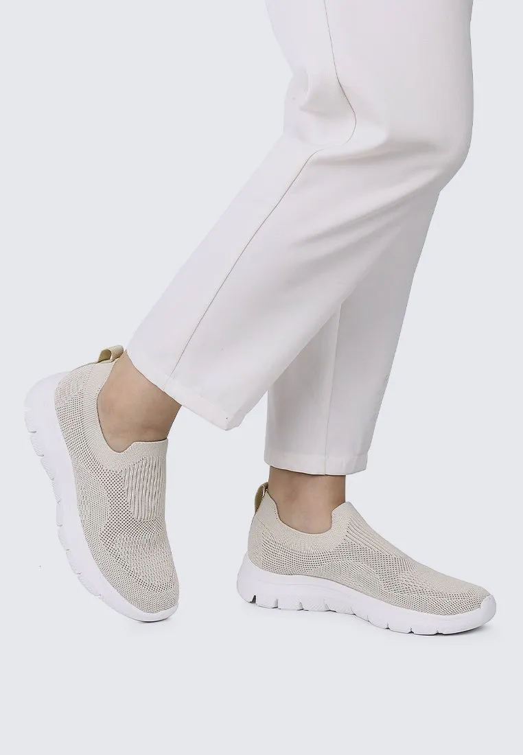 WalkEase Comfy Sneakers In Beige
