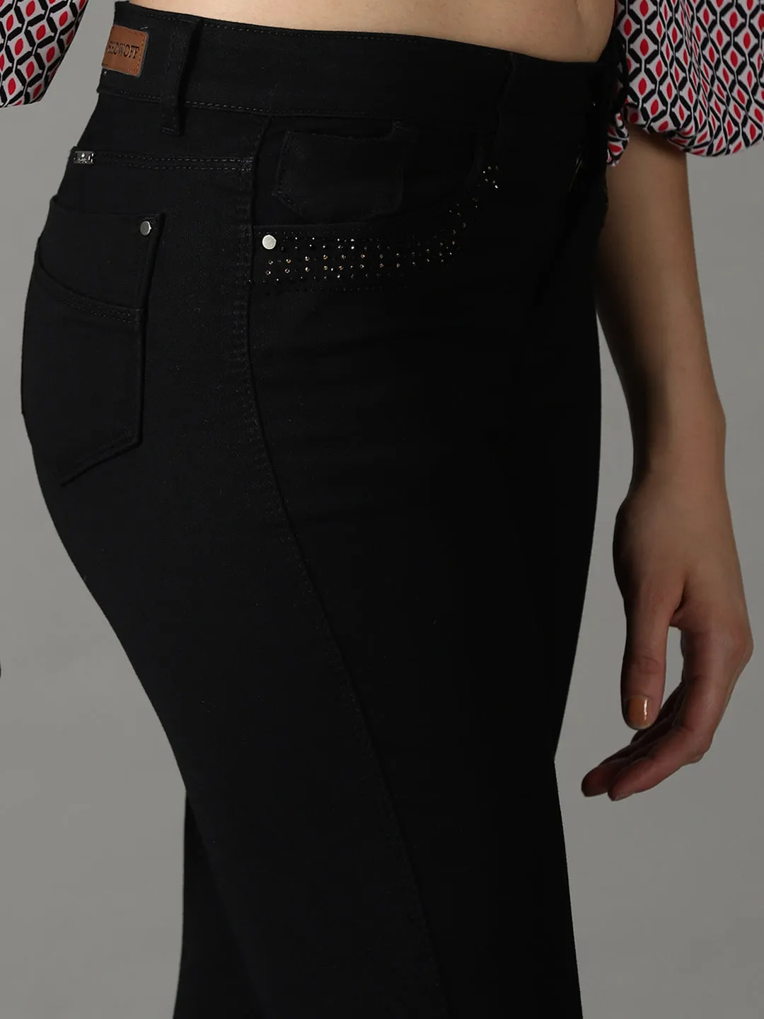 Women Black High-Rise Stretchable Cotton Jeans