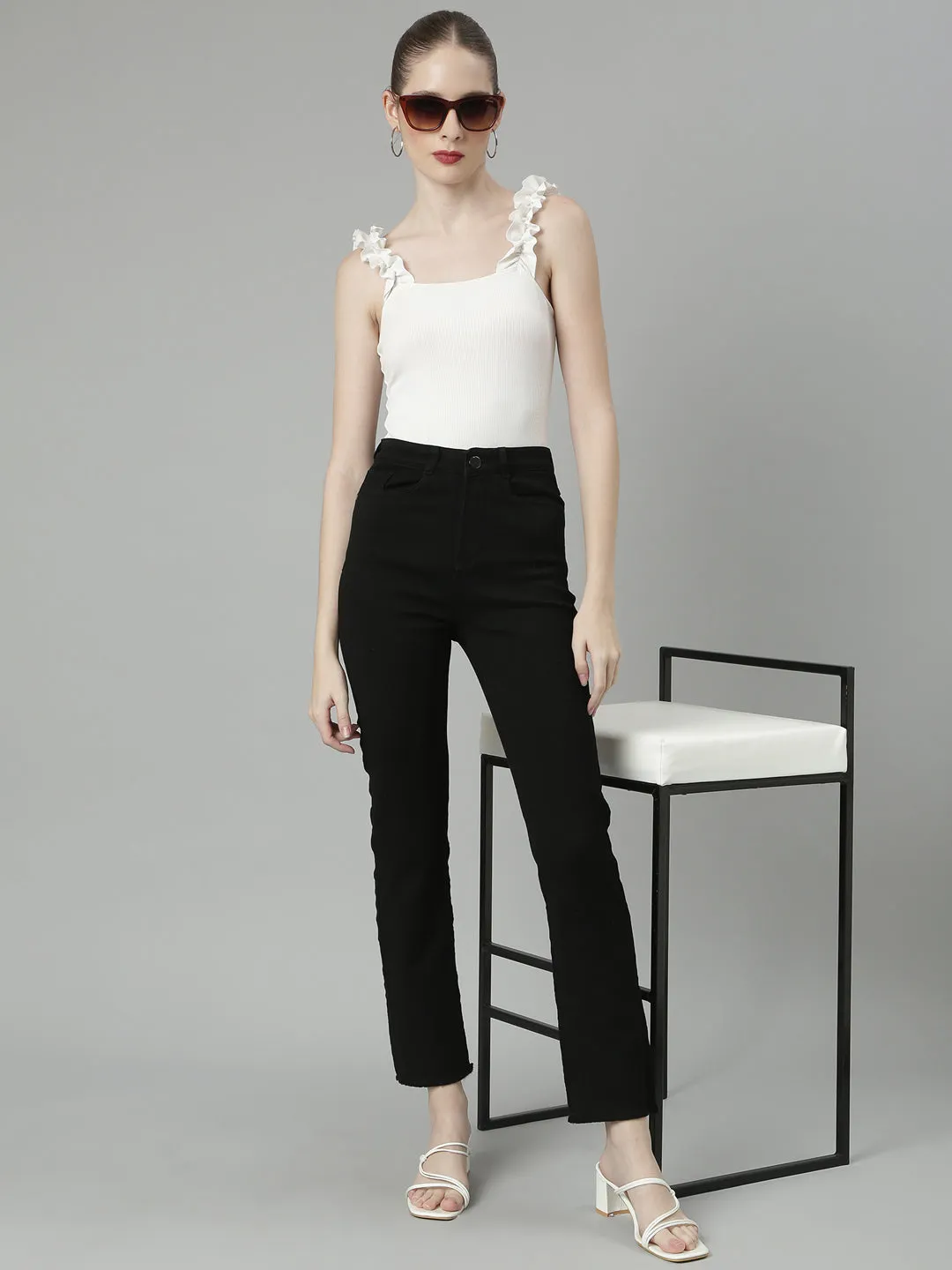 Women Black Jean Straight Fit Mid-Rise Cropped Stretchable Jeans