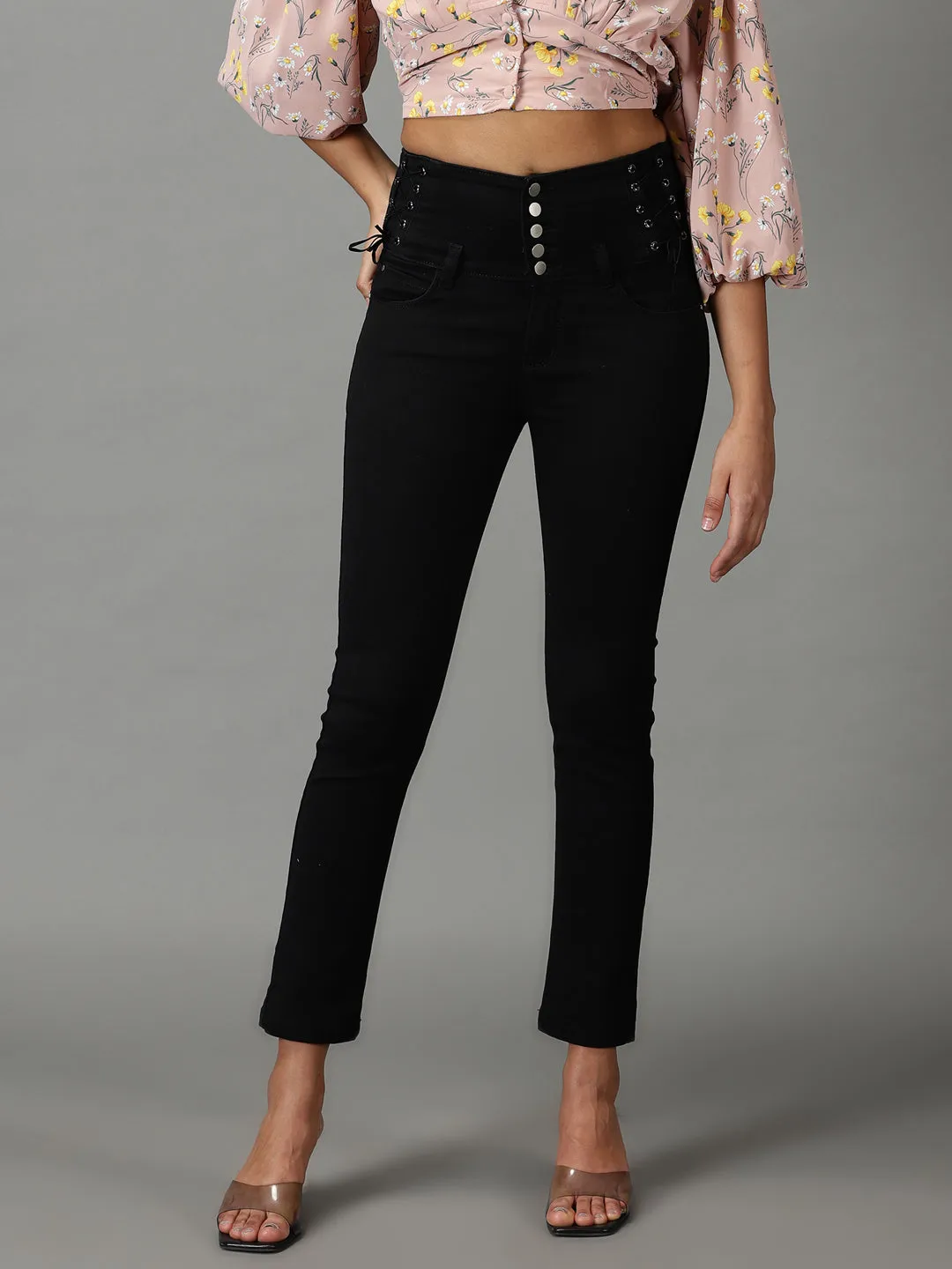 Women Black Slim Fit High-Rise Stretchable Cropped Jeans