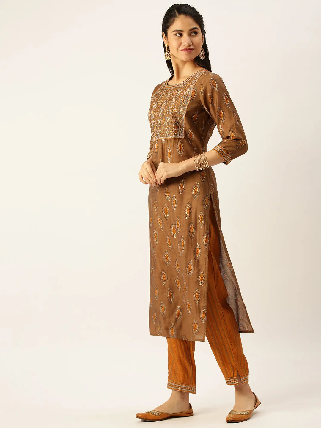 Women Brown Ethnic Motifs Printed Empire Thread Work Kurta Sets
