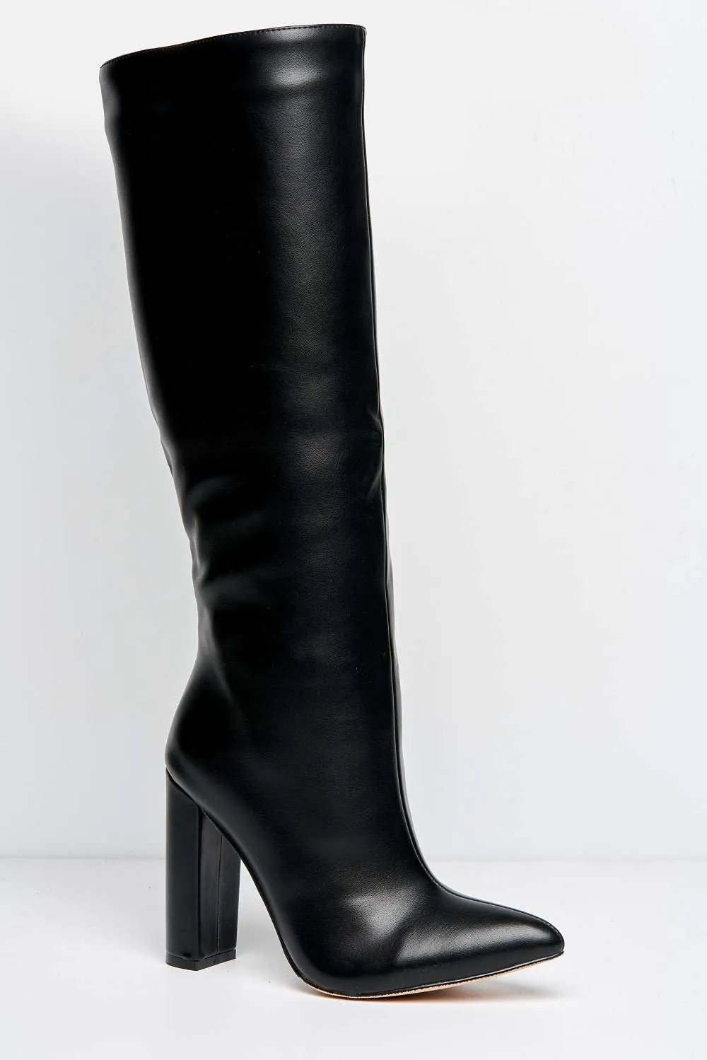 Woya Pointed Toe Block Heel Knee High Boots in Black